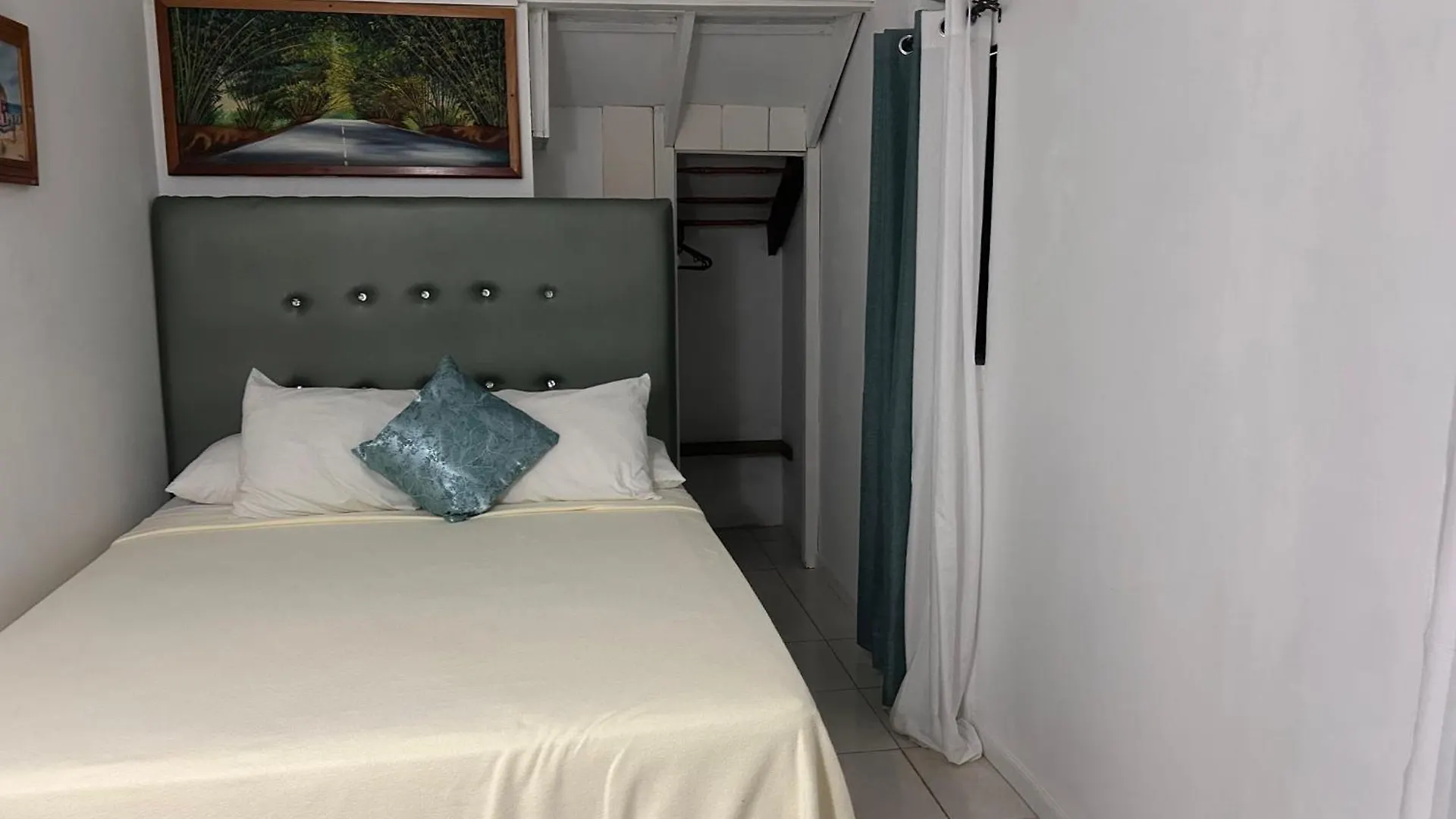 Hotel Firefly Beach Cottages Negril