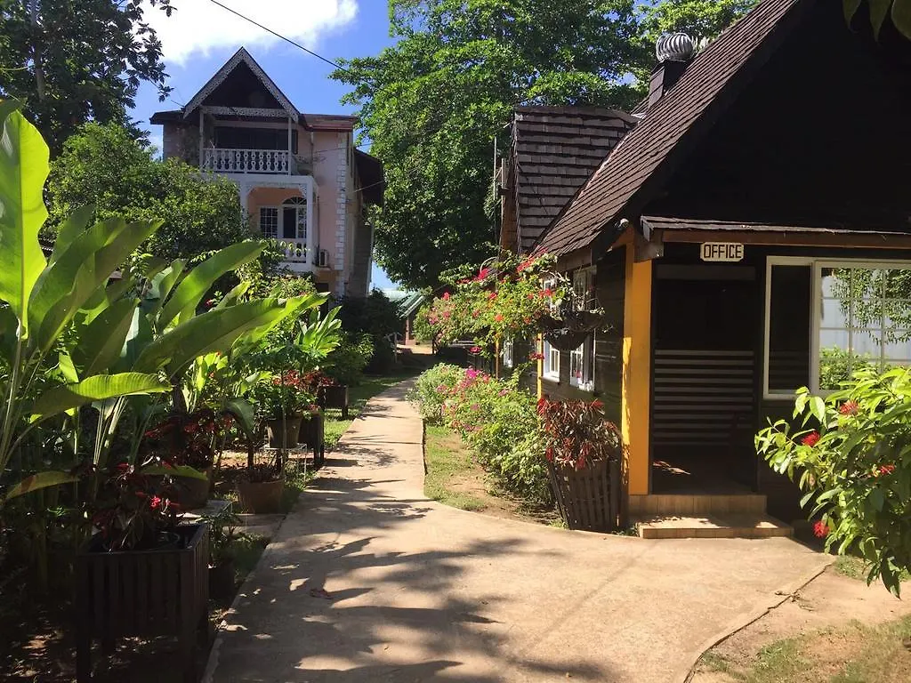 Firefly Beach Cottages Negril
